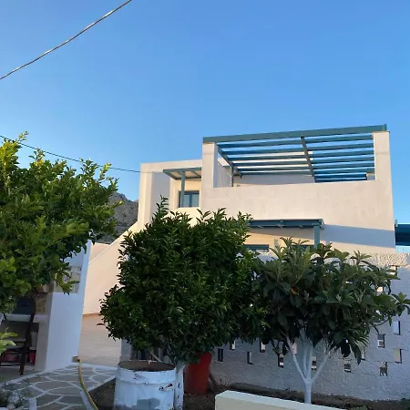 Michail Karpathos דירה *