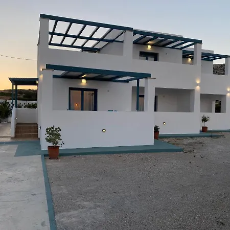 Michail Karpathos Apartment